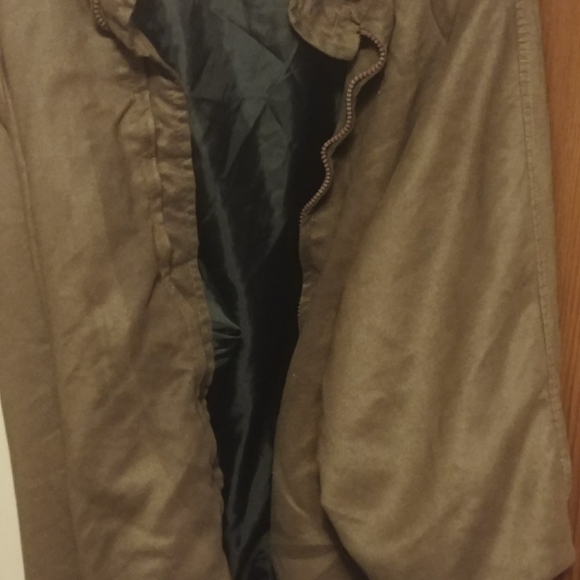 Light jacket - Picture 2 of 3